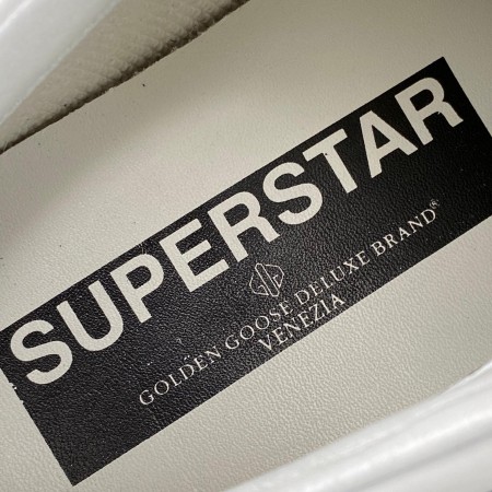 GOLDEN GOOSE SUPER STAR LİMİTED CLASSİC