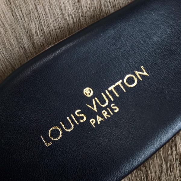 Louis Vuitton terlik Top - MORMOSS �WhatsApp�05398922384
