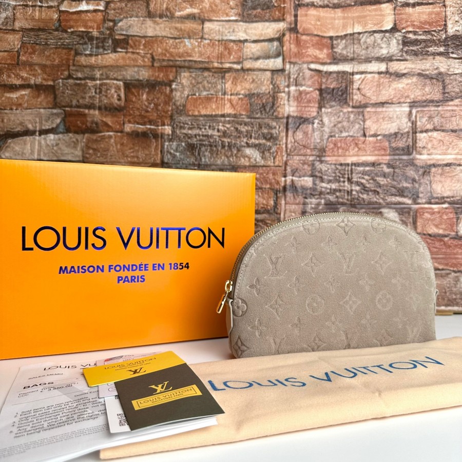 LOUİS VUİTTON COSMETİC POUCH SÜET VİZON