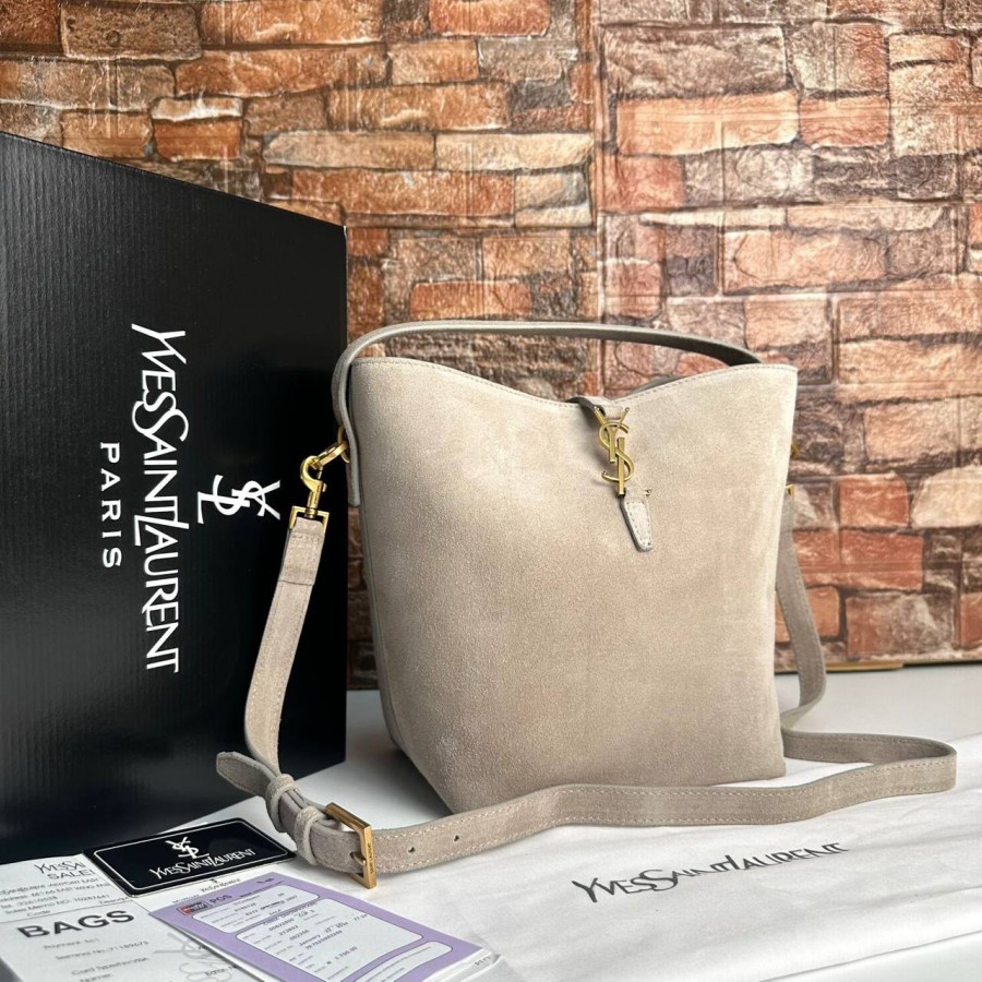 YVES SAİNT LAURENT LE 37 BUCKET BEJ